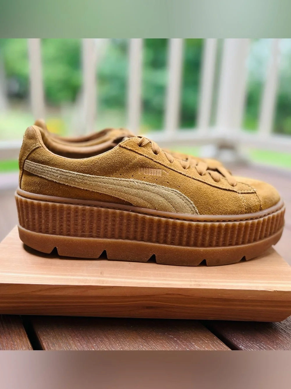 Puma Cleated Creeper Rihanna Fenty in Golden Brown Women’s Size 9